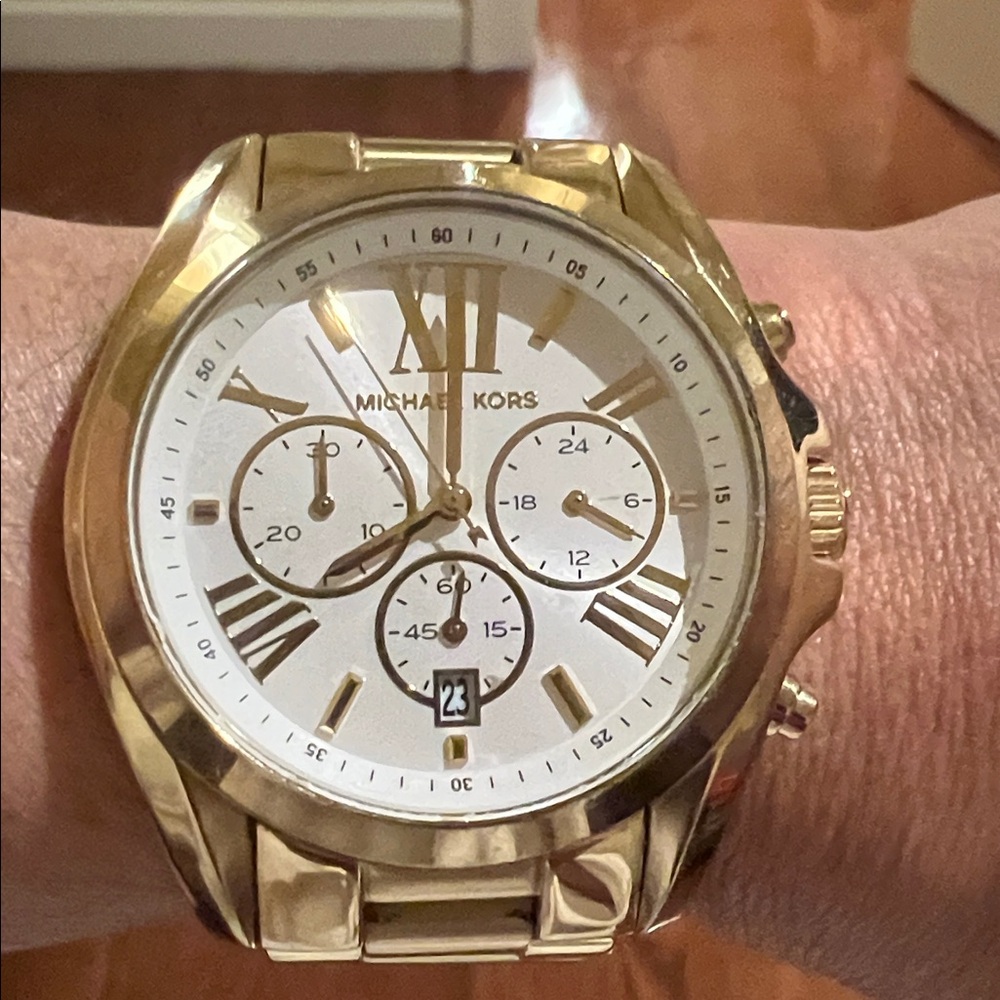 Michael Kors Bradshaw Watch - Picture 2 of 3